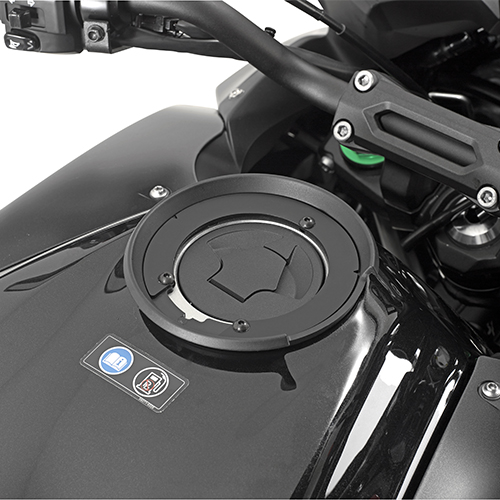 Anneau de fixation Givi pour sacoches de réservoir Kawasaki Versys 650 (15-)