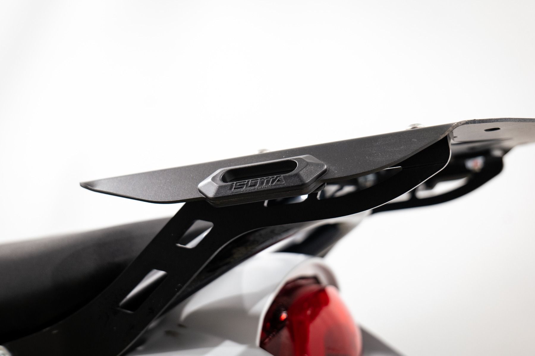 Porte-bagages pour Ducati DesertX, acier, noir