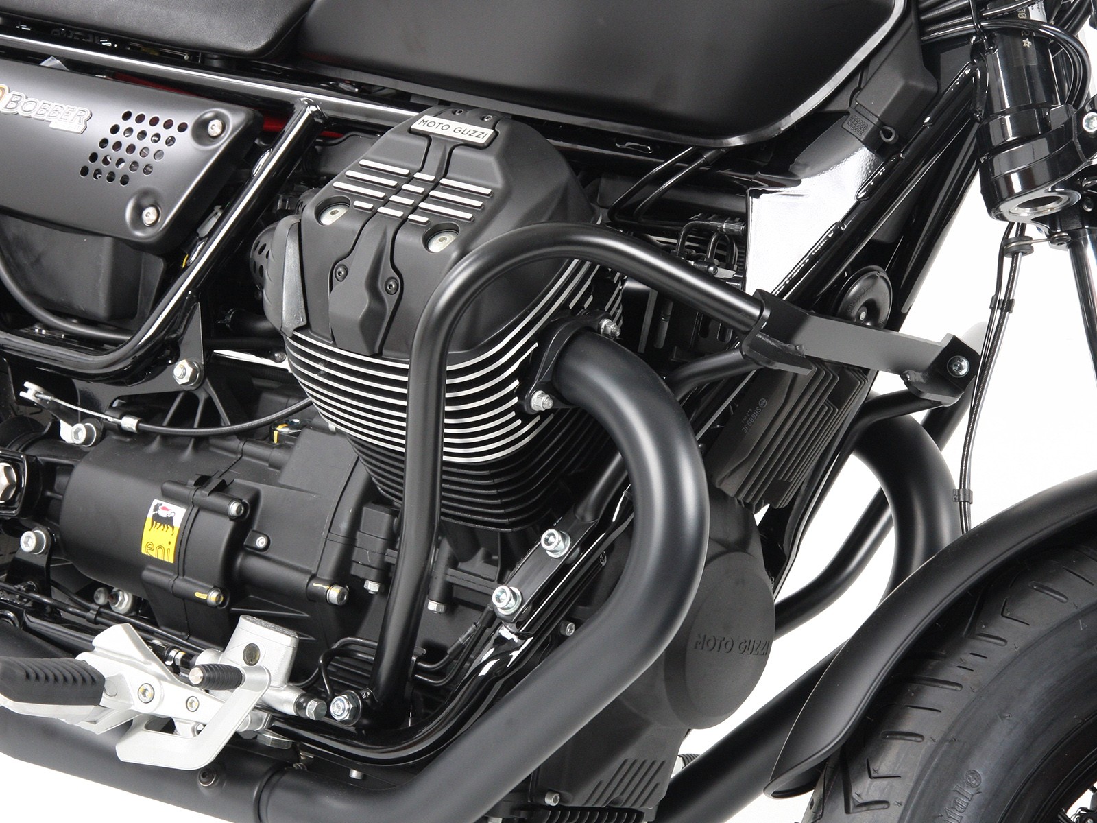 Arceau de protection moteur chromé pour V 9 Bobber (année 16-) / Bobber Sport (année 19-) Hepco & Becker
