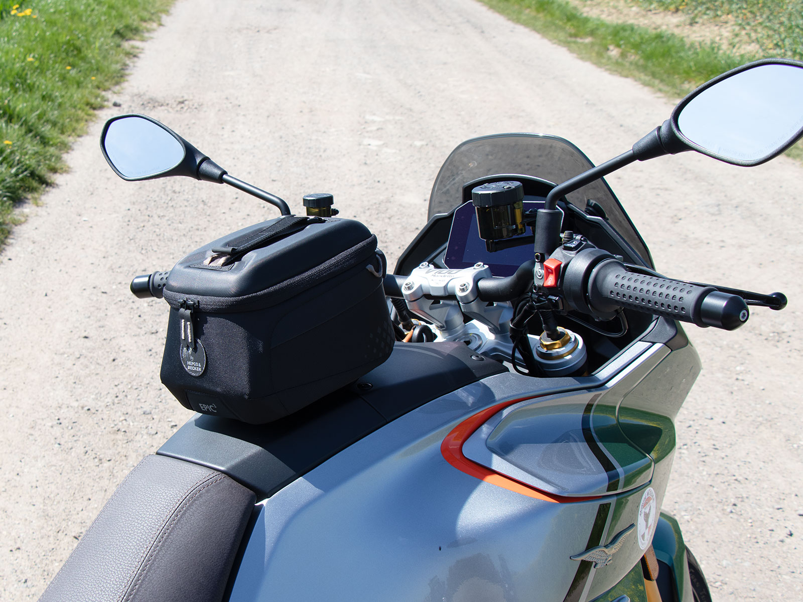 Anneau de réservoir Basic avec unité de fermeture de la sacoche de réservoir pour Moto Guzzi V100 Mandello /S (22-)