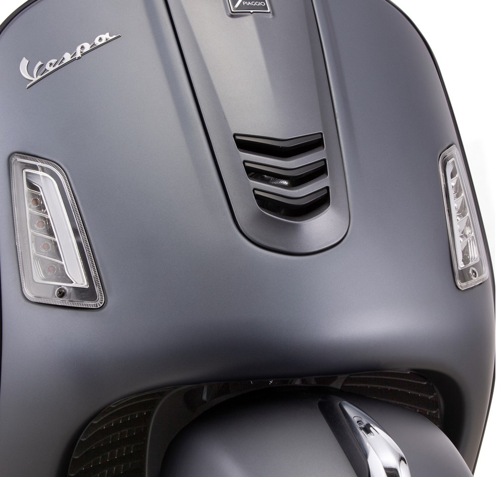 Kit clignotant avant gauche/droite pour Vespa GTS/GTS Super/GTV 125-300ccm ('14-), clair