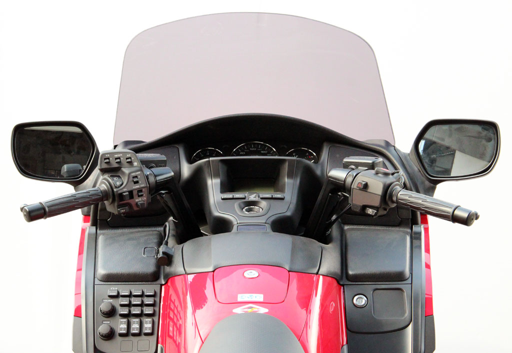 Vitre de tourisme MRA Arizona "AR" pour HONDA GL1800 F6B BAGGER (année 12-17)