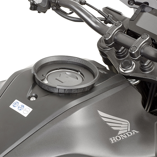 Anneau de fixation Givi sacoches de réservoir Honda CB 125 R (18-20) / CB 300 R (18-21)