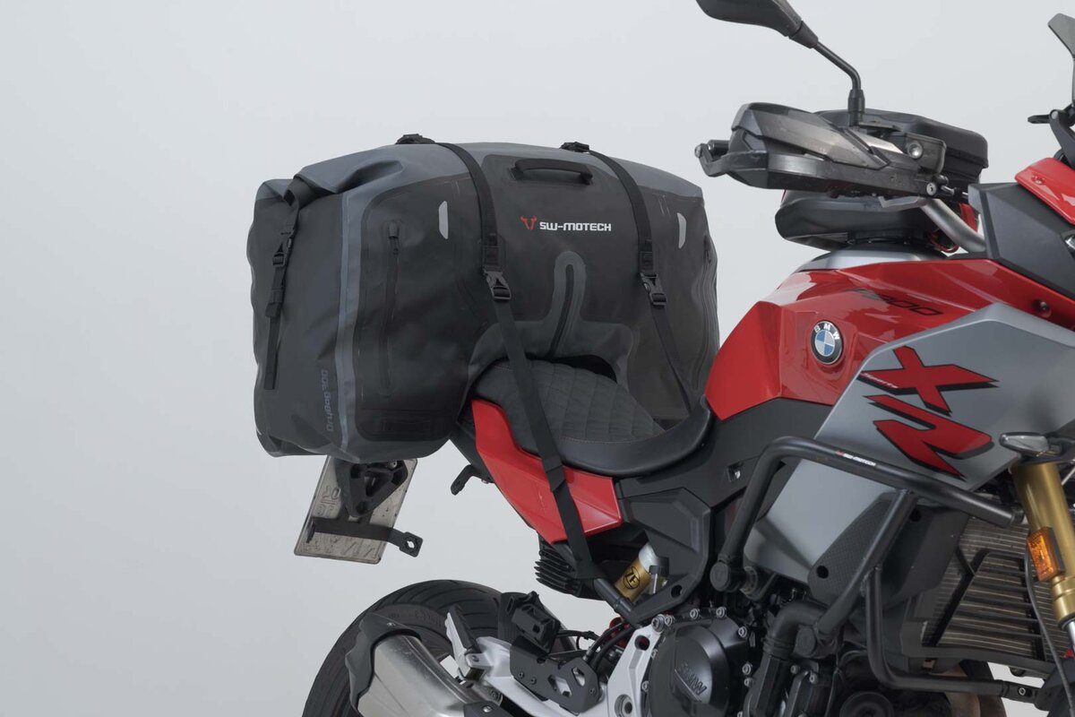 Drybag 700 sacoche arrière pour Aprilia RSV 1000 R /Tuono, noir / gris - SW Motech