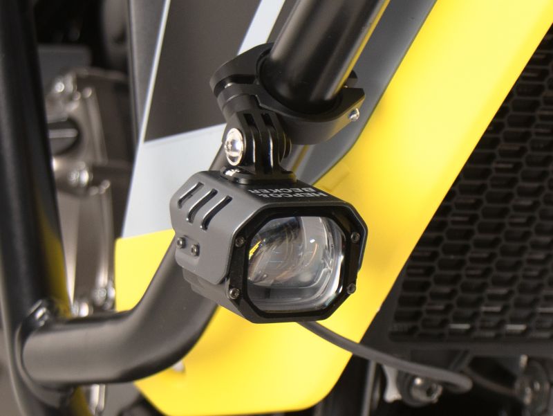 Phares supplémentaires à LED Nova avec fixation universelle pour tube Ø18-25mm Hepco & Becker