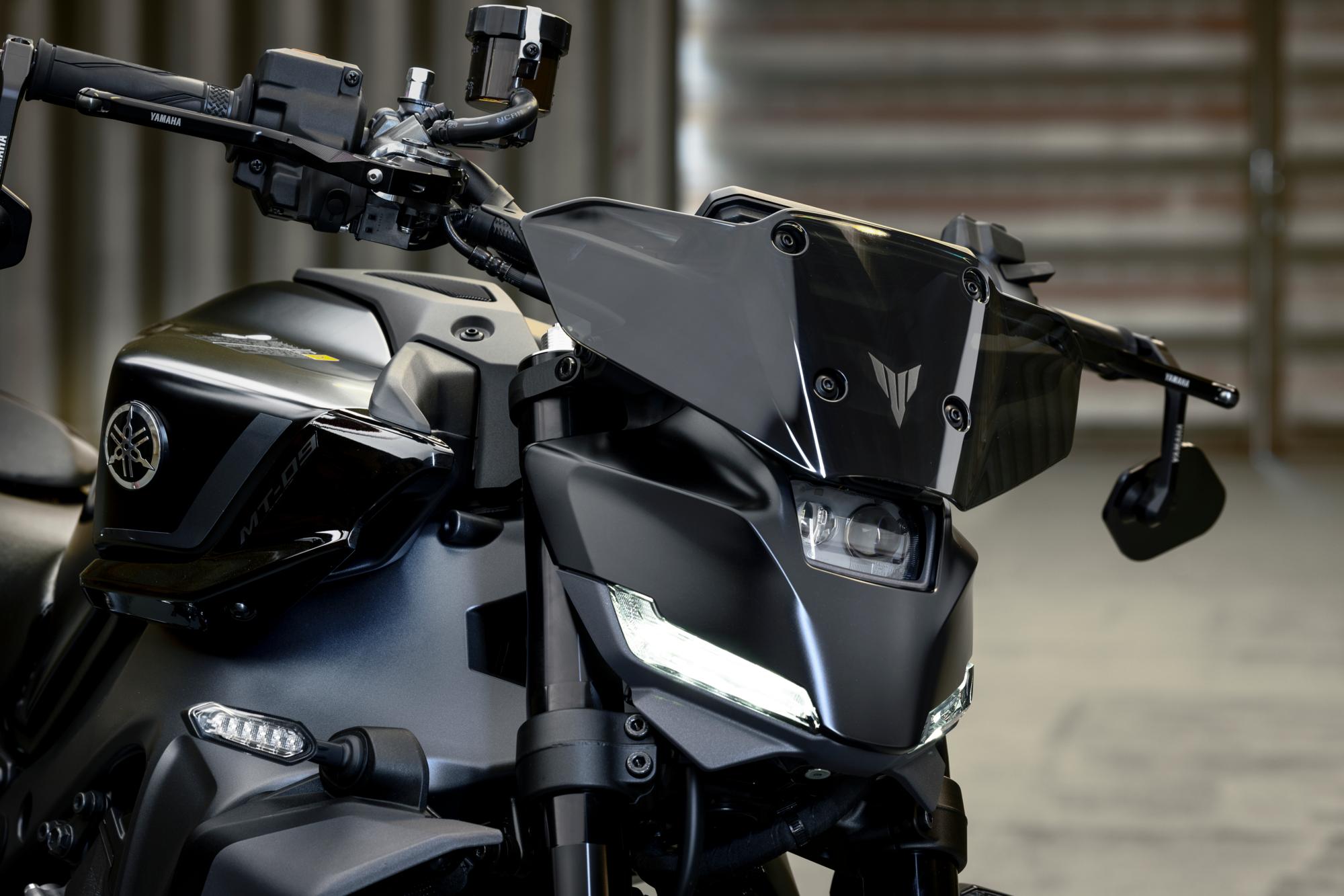 Petit pare-brise pour MT-09 (24-25) / MT-07 (2025) d'origine Yamaha