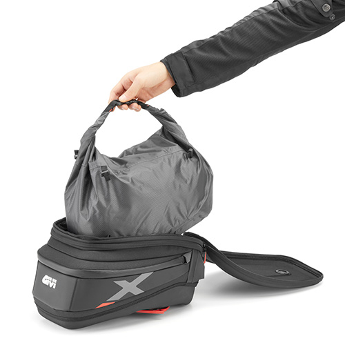 Givi XL06 - Sacoche de réservoir Tanklock
