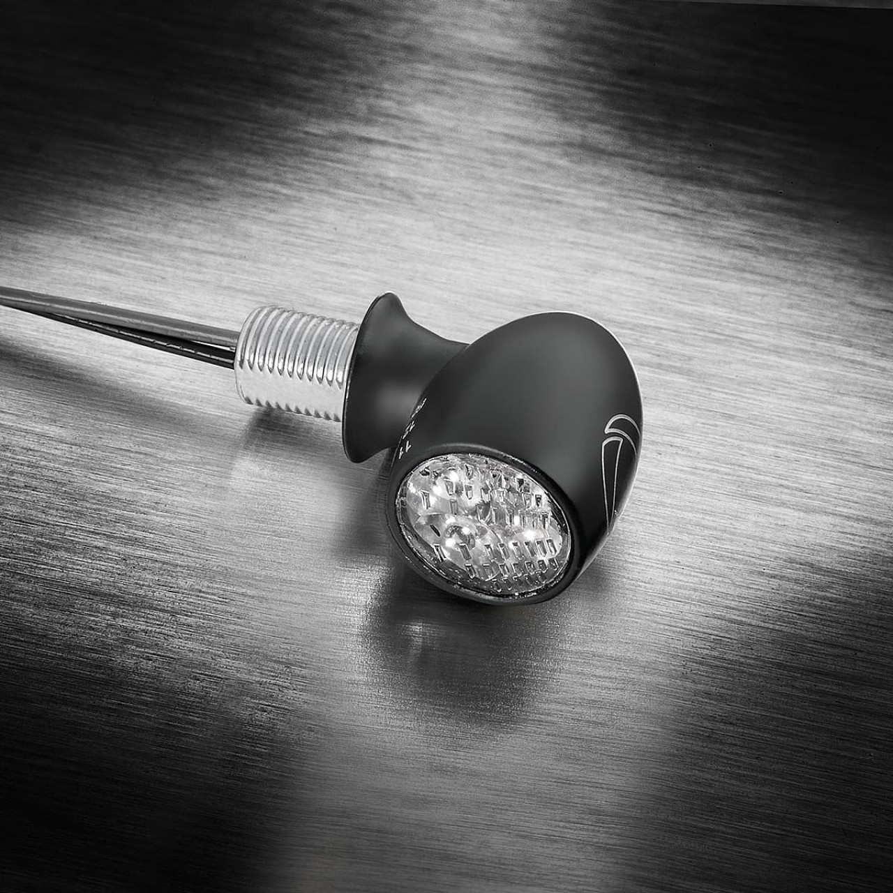 Clignotant Kellermann, Atto, aluminium, LED, V/H, G/D 12 V, noir satiné, M5x0,5x6,5