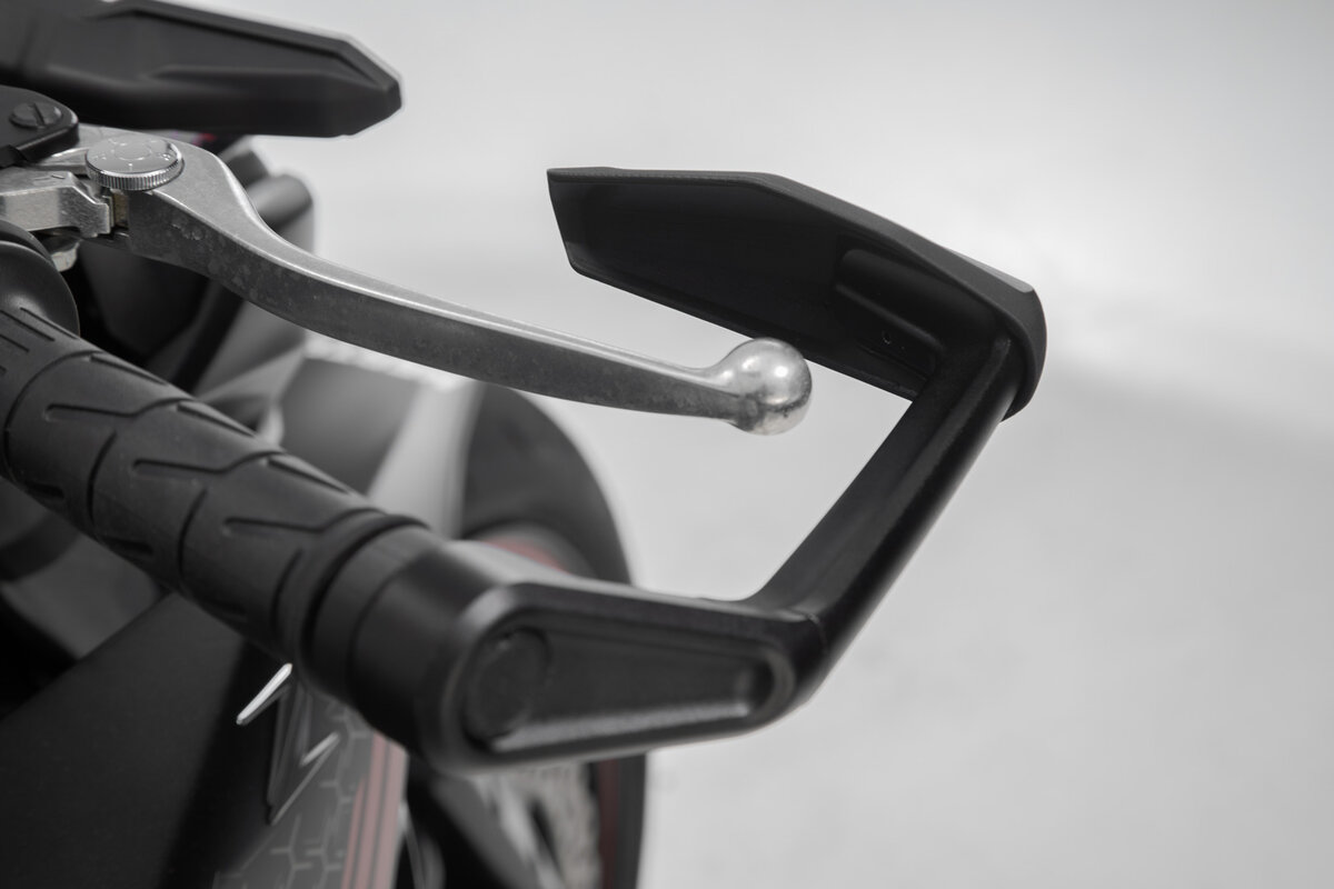 SW-Motech Protecteur de levier avec déflecteur pour Kawasaki Z 1100 /SE (26-) / Z 650 S (26-)