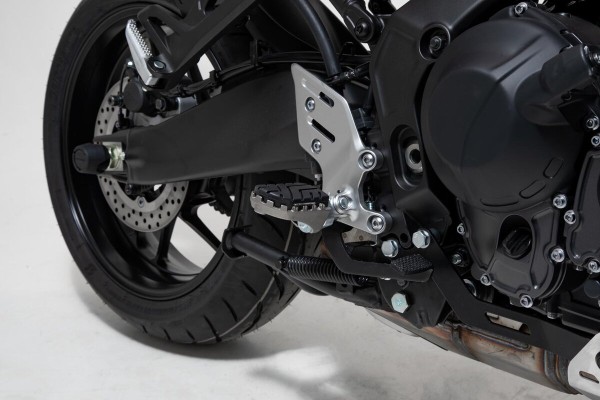 Repose-pieds réglables ION, acier inoxydable, pour Yamaha Tracer 9 /GT - SW Motech